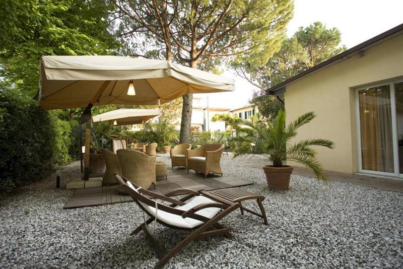 Hotel La Pace Forte dei Marmi Exterior photo
