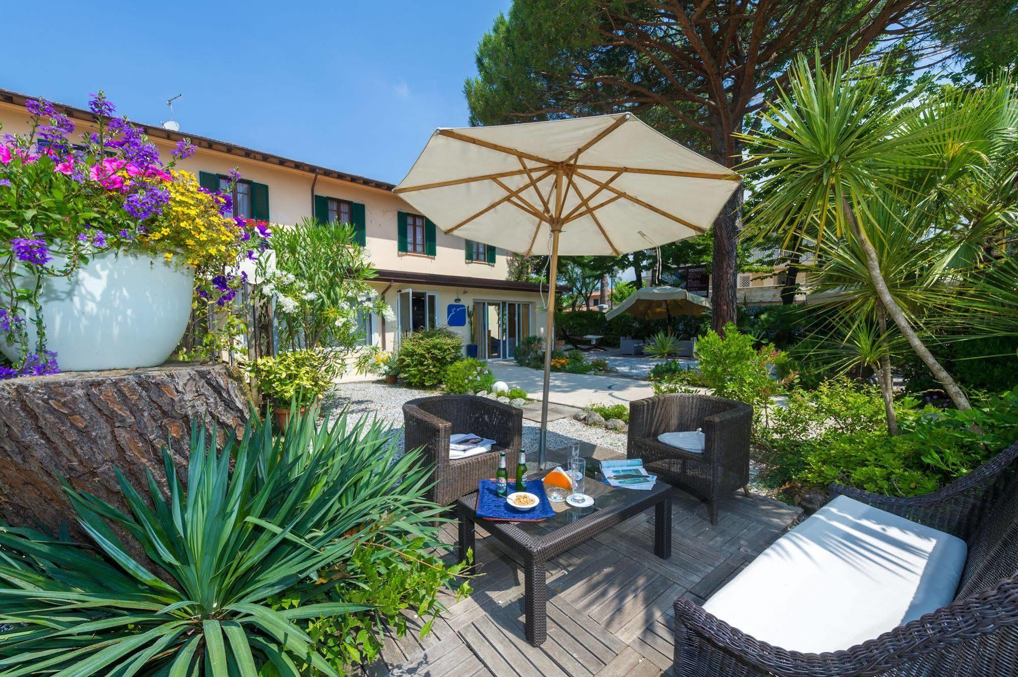 Hotel La Pace Forte dei Marmi Exterior photo